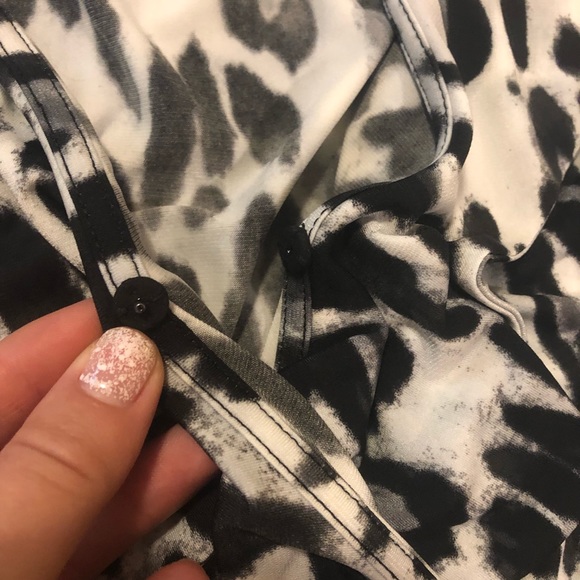 Cheetah print wrap dress - Picture 6 of 7